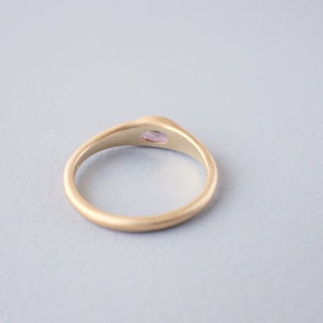 Sapphire Ring/Oval/Red