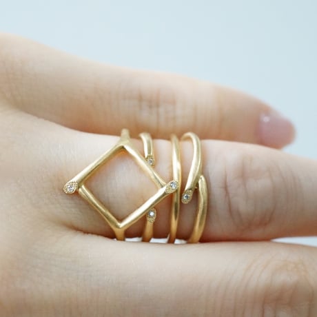K18 Twig Ring/Fork *