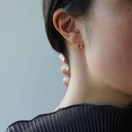 Sapphire Earrings/Stud/RedxPink *