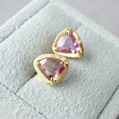 Sapphire Earrings/Stud/RedxPink *