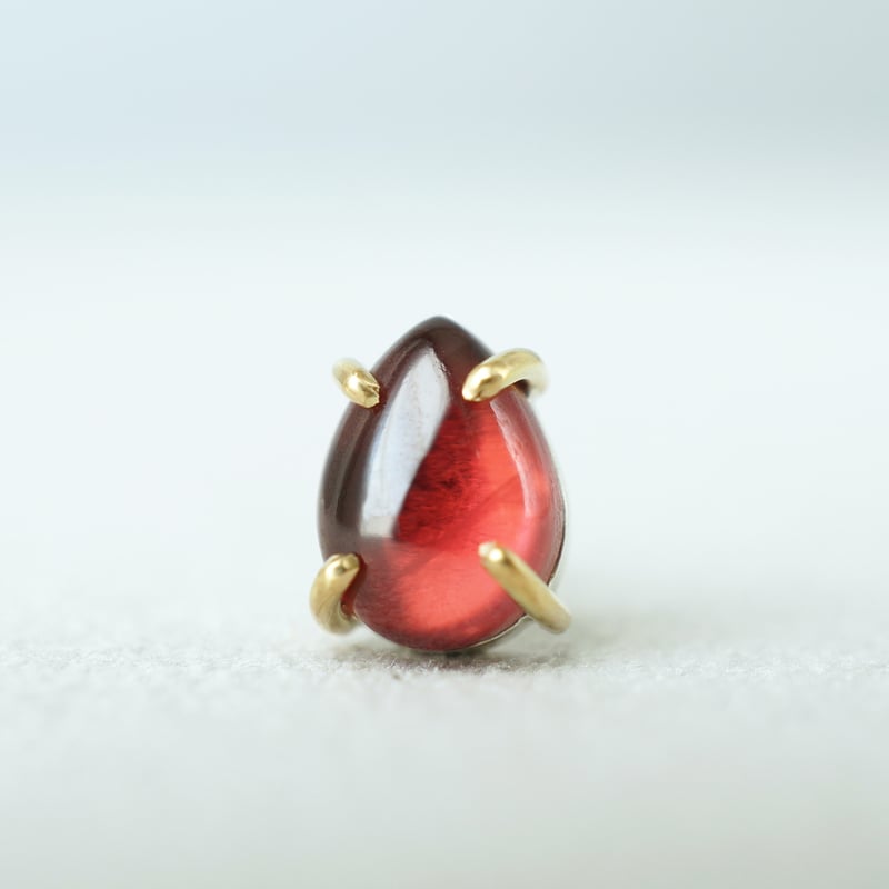 mari53◇希少✧ドラゴンガーネットピアス✧14kgf 希少 ドラゴン