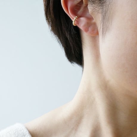 K18 Tsubu Ear Cuff
