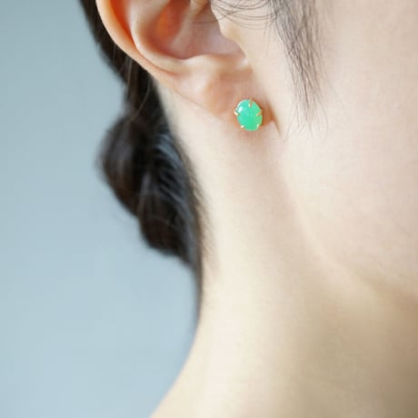 Chrysoprase earring/Cabochon  ＊Single