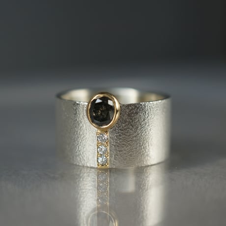SVxK18 Black Diamond Ring