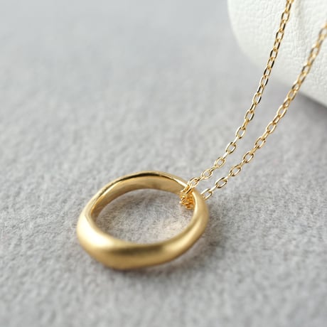 K18 Moon Halo Necklace *