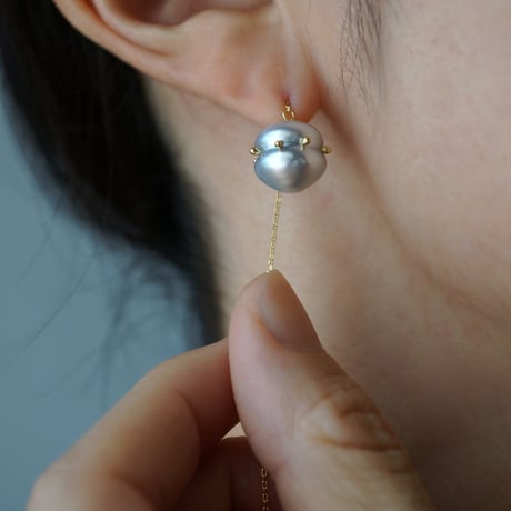 Tahitian pearl earring/Dots/Chain  ＊Single