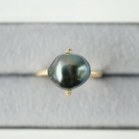 Tahitian Pearl Ring/Saturn/Diamond