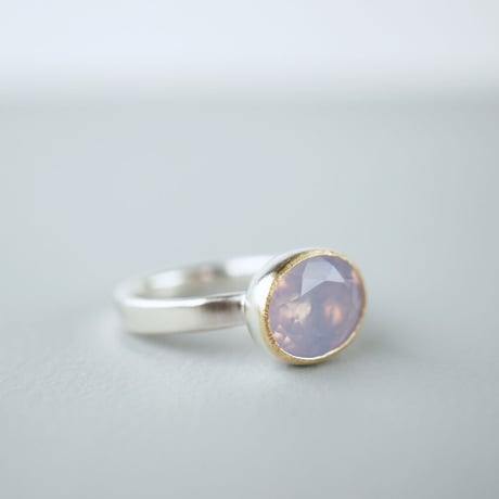 Lavender quartz ring