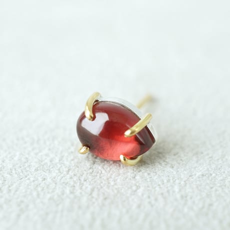 Garnet Earring  ＊Single