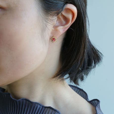 Sapphire Earrings/Stud/RedxPink *