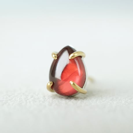 Garnet Earring  ＊Single