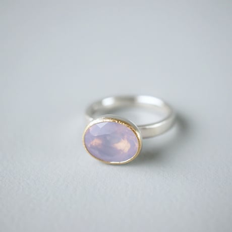 Lavender quartz ring