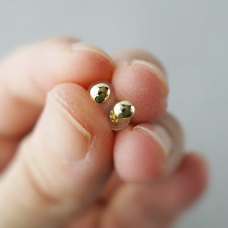 K18 Tsubu Earrings/Hammered *