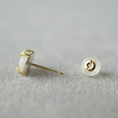 Opal earring/Cabochon  ＊Single