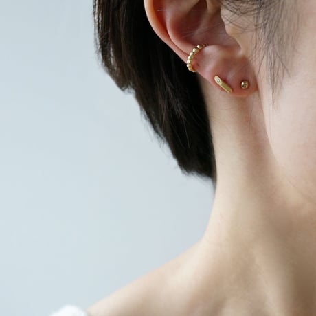K18 Tsubu Ear Cuff
