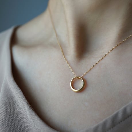 K18 Moon Halo Necklace *