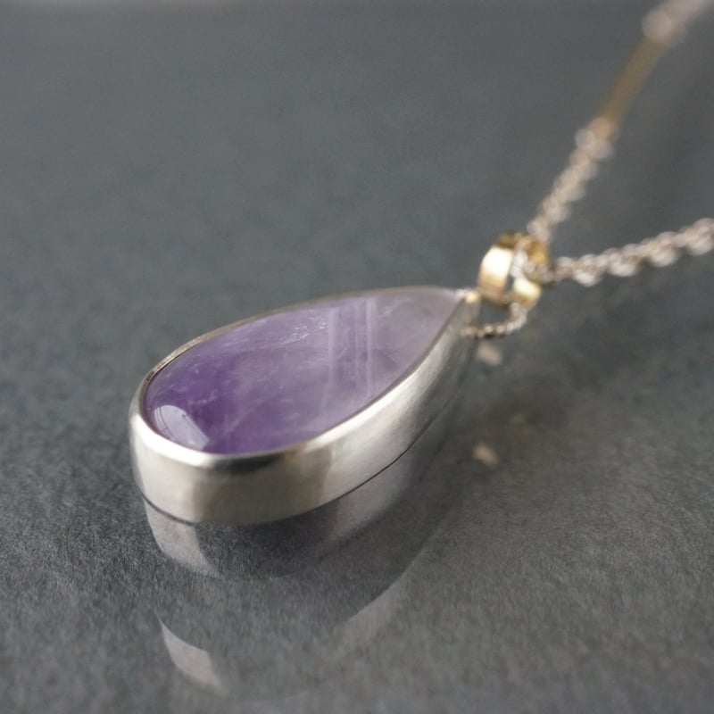 Striped Amethyst Necklace/Pear Shaped | jardim