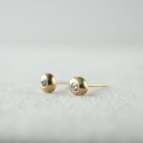 K18 Tsubu Earrings/Diamond *