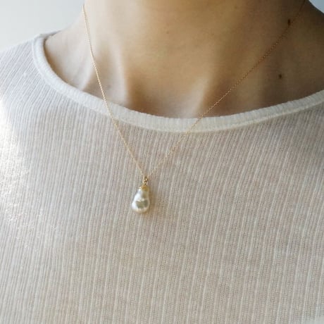 Tahitian Pearl Necklace/Cone *