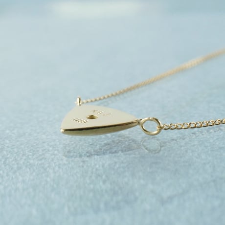 K18 Triangle Necklace