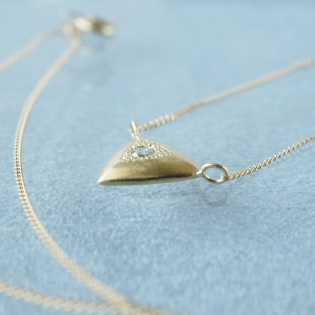 K18 Triangle Necklace