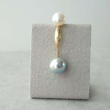 Akoya x Freshwater Pearl Earring/Crescent/Diamond  ＊Single