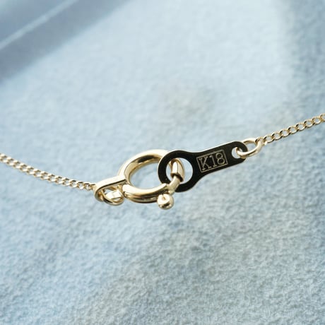 K18 Triangle Necklace