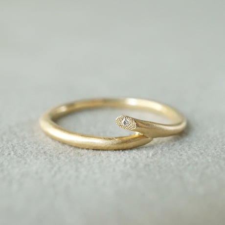 K18 Twig Ring/Wave *