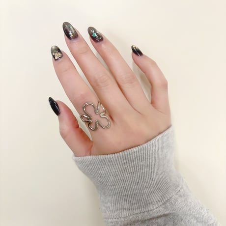 ring 324