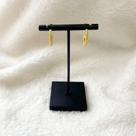 pierce 323