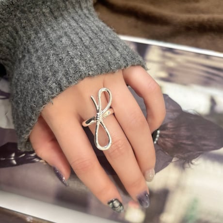 ring 320