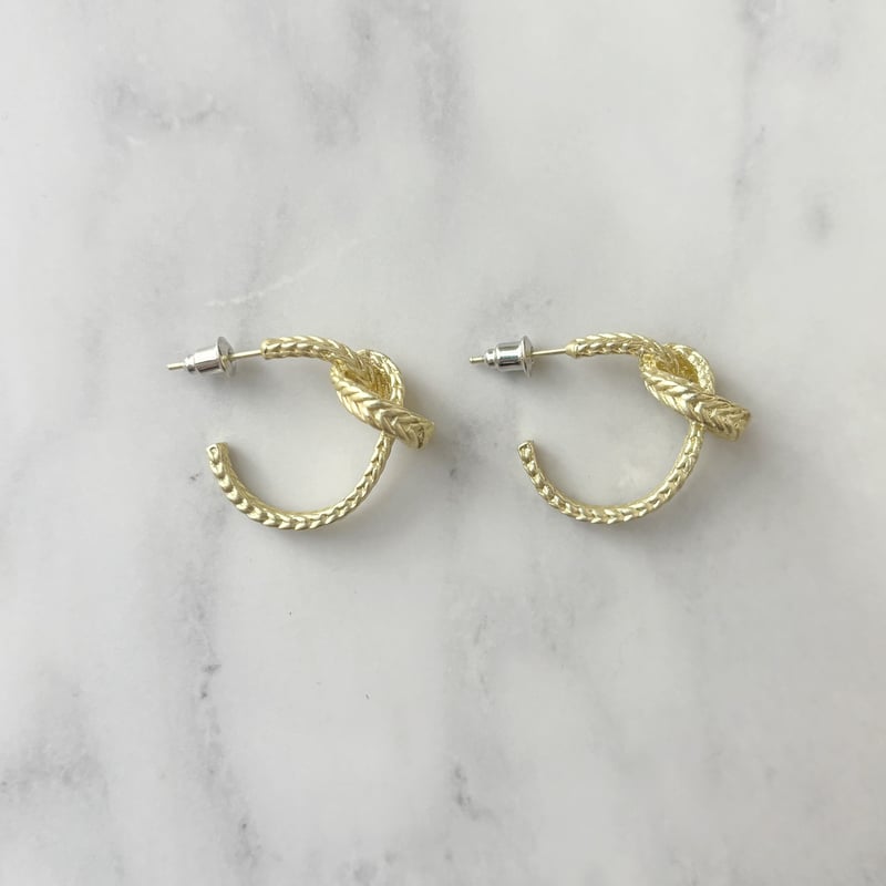 m*i様 遺品整理！アクセサリー！6点おまとめ！ ☆【期間限定！遺品整理品アクセサリーZ16点現状品】 - メルカリ