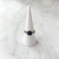 ring 317