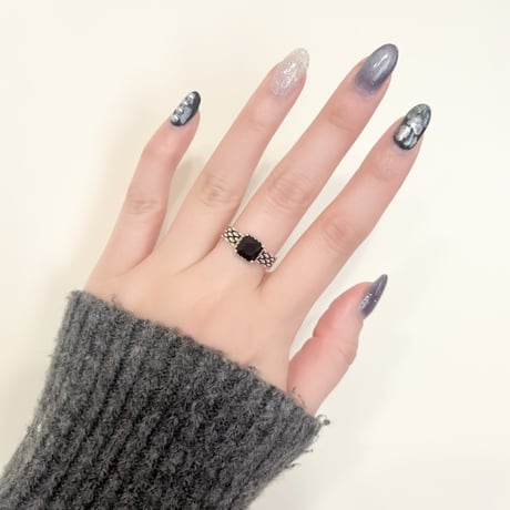ring 317