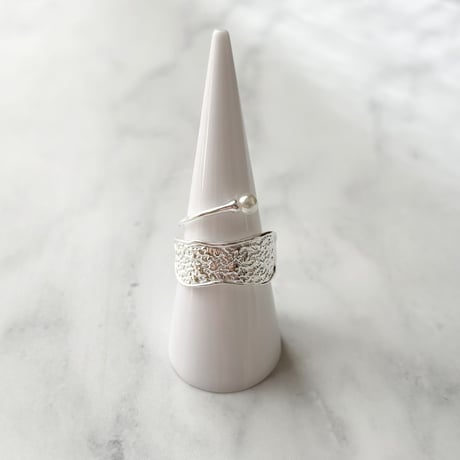 ring 326