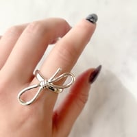 ring 320