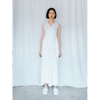 Kubuni924-2　ノンスリーブカシュクールワンピースホワイト