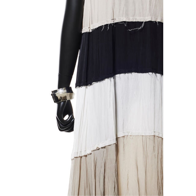 221O010 三配色ティアードドレス A.ホワイト×アイスグレー×ブラック | Cil 