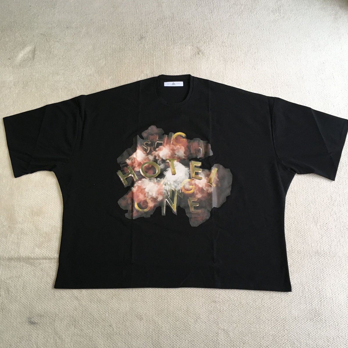 BALMUNG グラフィックプリントビッグTシャツ BALMUNG プリントビッグTシャツ（黒・HOTEL） | freestylefree