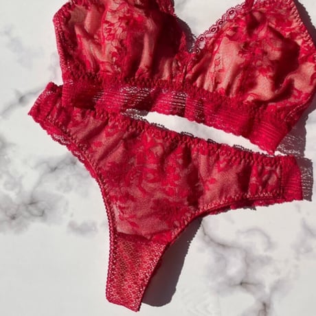 Serruria Thong｜Berry