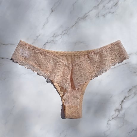 Viola Thong｜Nude Pink