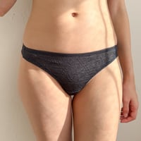 Amary Thong｜Charcoal