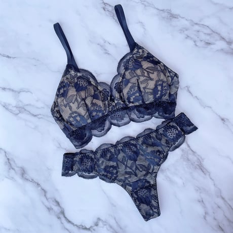 Protea Bralette（パッド込み）｜Navy
