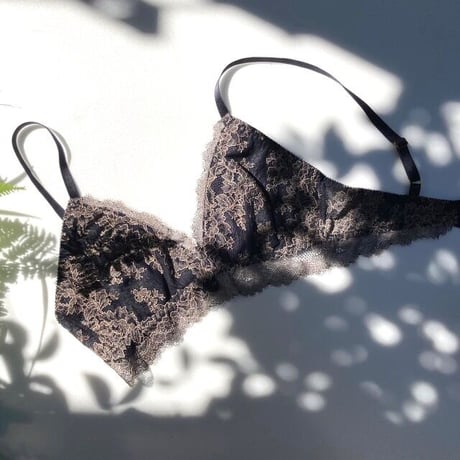 Poppy Bralette（パッド込み）｜Navy