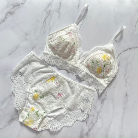 Flower Garden Bikini｜White