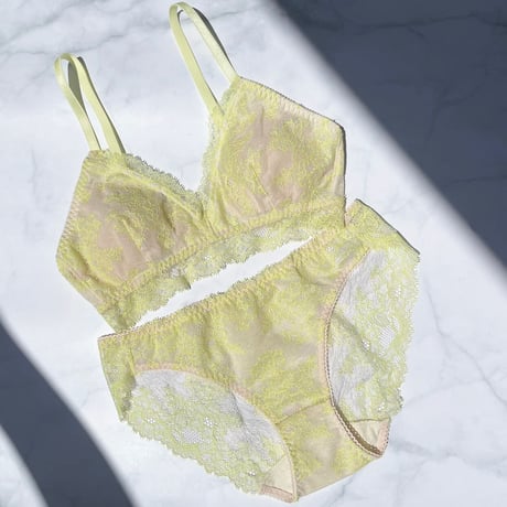 Poppy Bralette（パッド込み）｜Lime Yellow