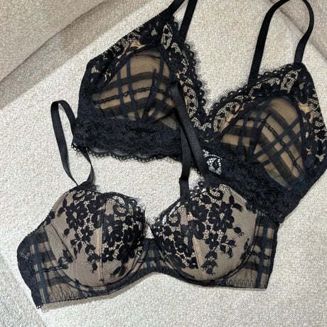 Caron Bralette（パッド込み）｜Black