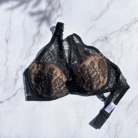 Viola Black Plunge Underwire Bra｜Black