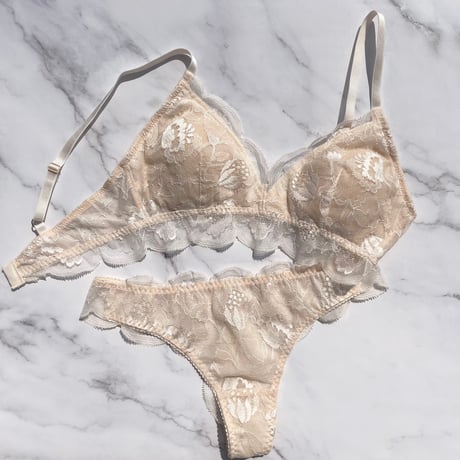 Protea Bralette（パッド込み）｜Vanilla