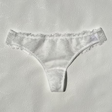 Passion Thong｜White
